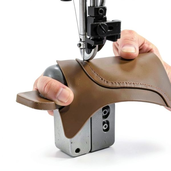 Farrier Chaps Antidious Leather Apron with Adjustable Belt and Pockets-3